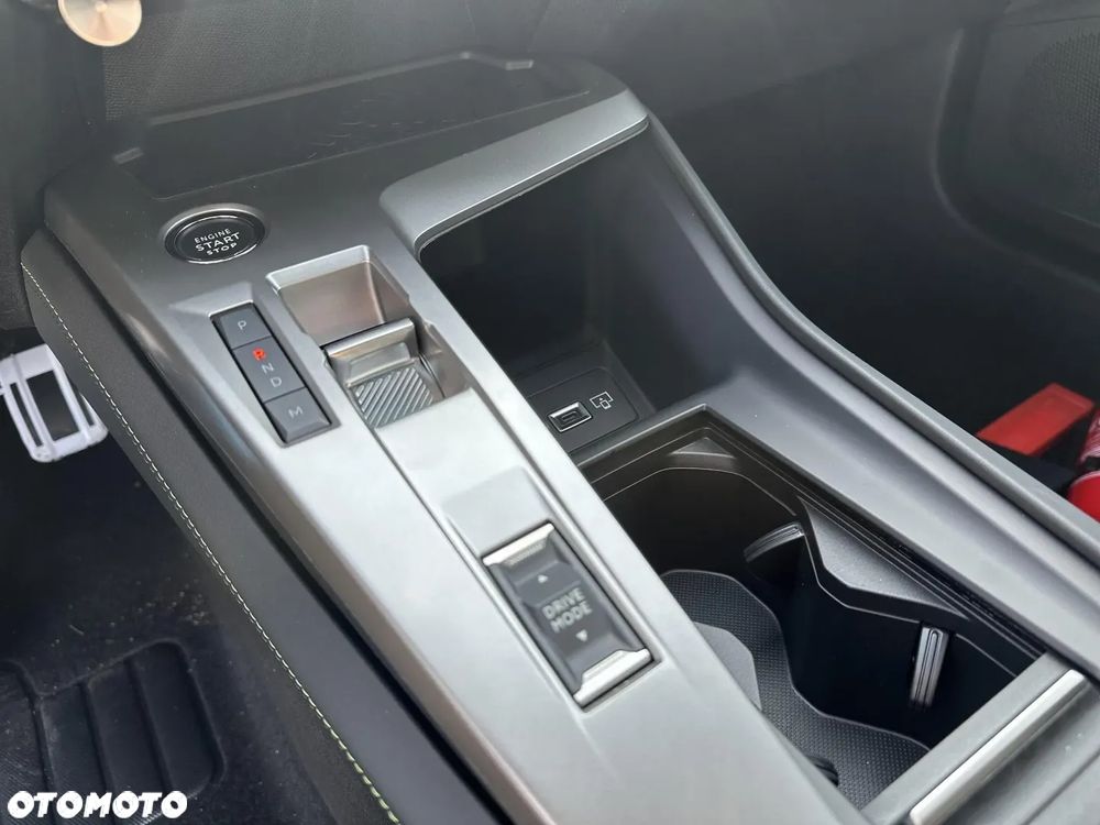 Peugeot 408 1.6 Plug-In Hybrid 225 GT E-DCS7 - 22