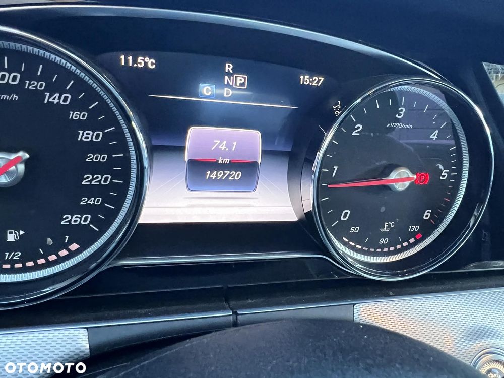 Mercedes-Benz Klasa E - 25