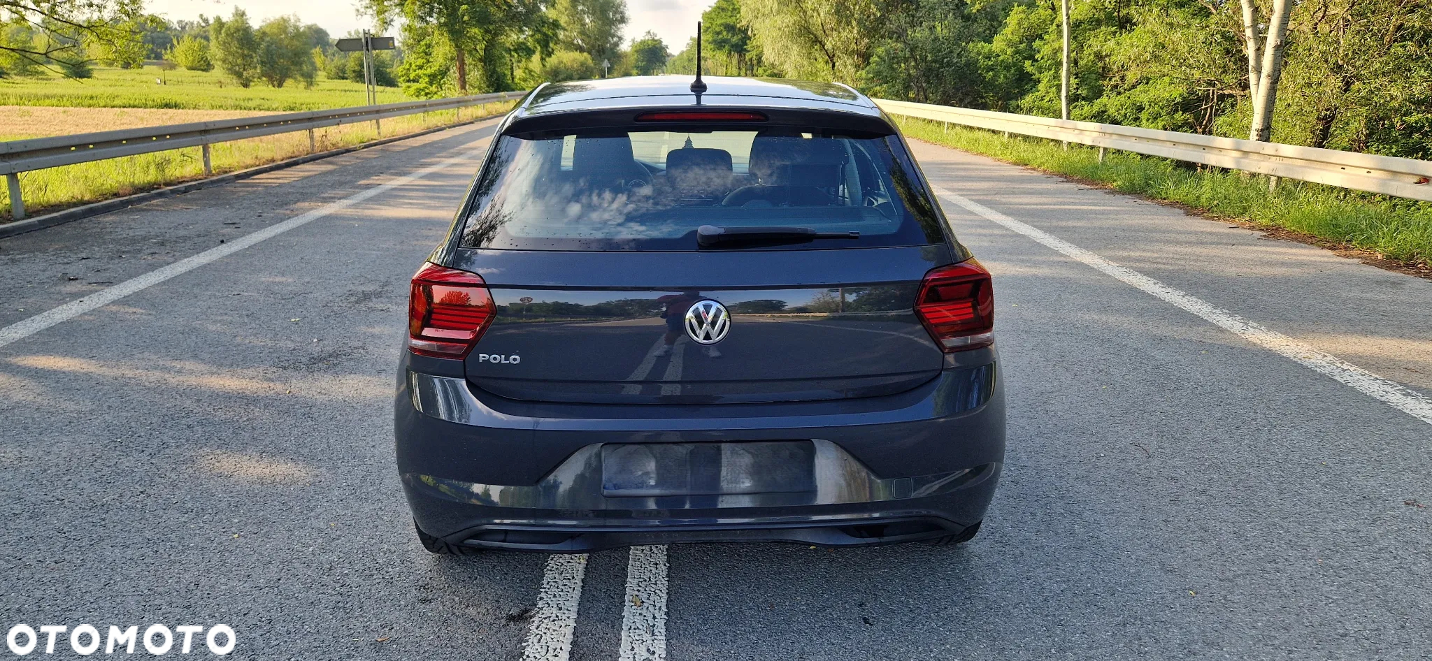 Volkswagen Polo 1.6 TDI SCR Trendline - 6