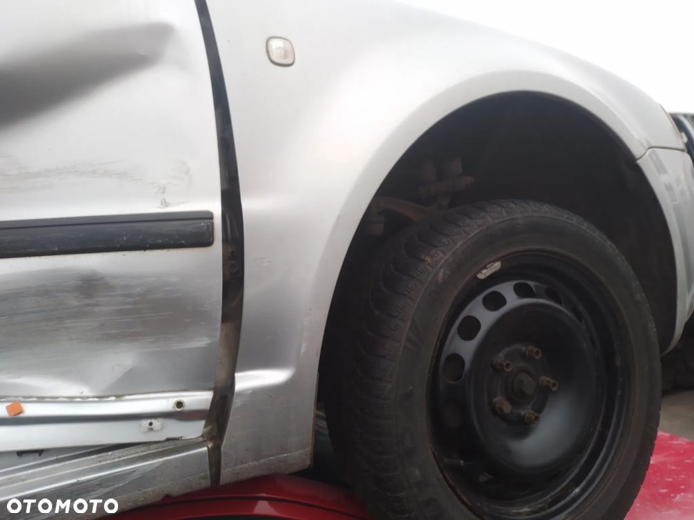 SKODA SUPERB  01-06 1.9 TDI AWX   ZDERZAK PRZÓD PRZEDNI  9102 - 16