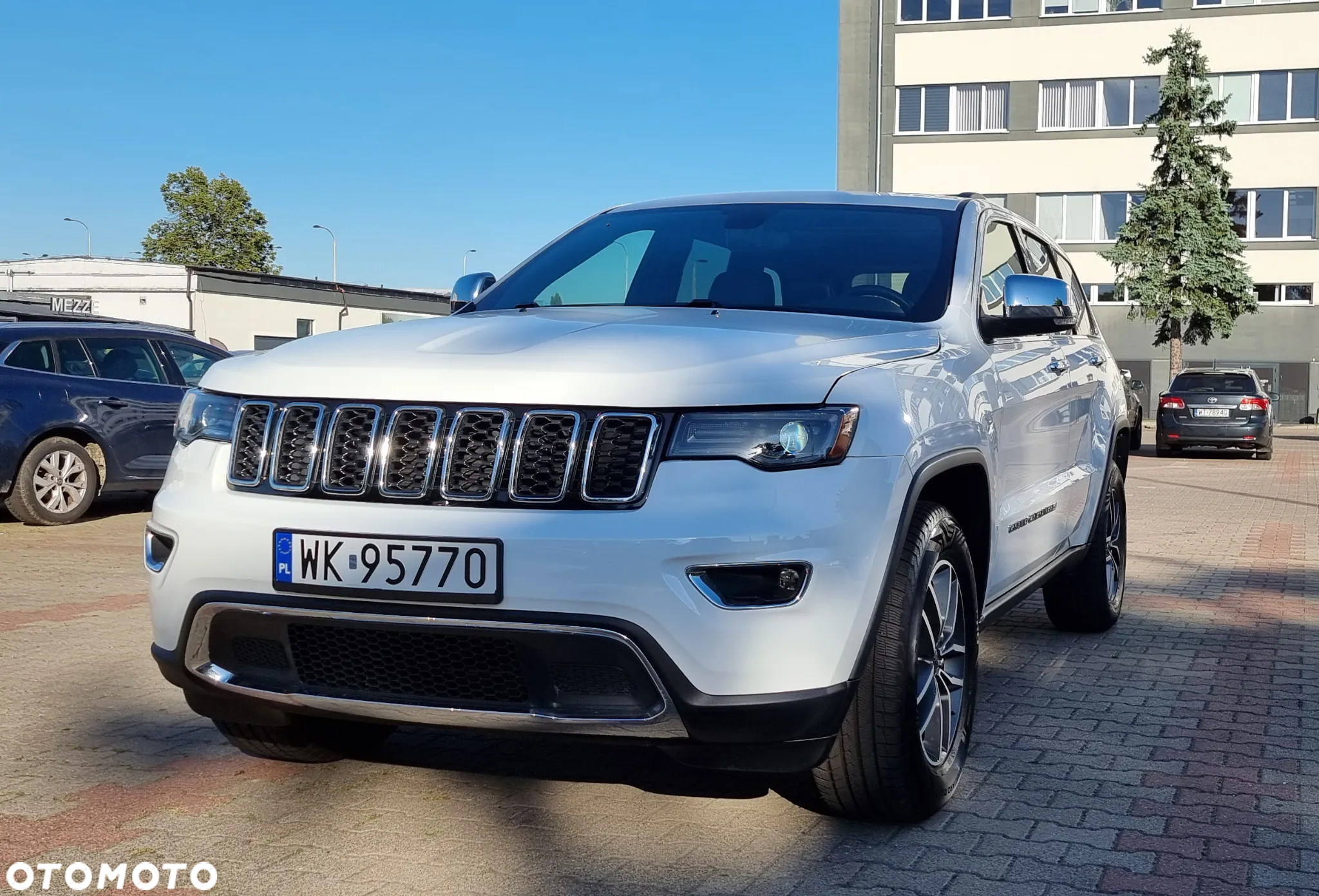 Jeep Grand Cherokee - 2