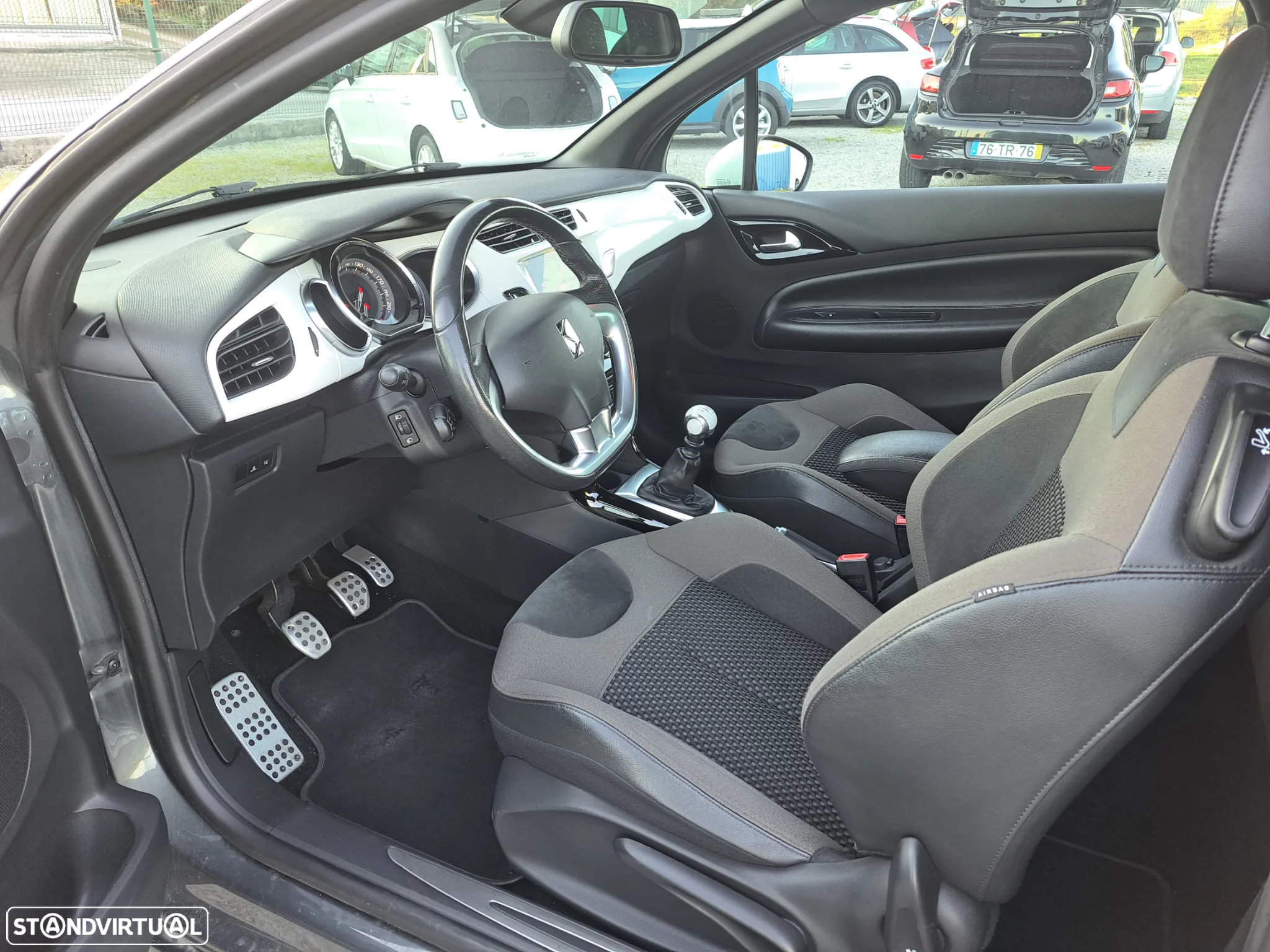 Citroën DS3 1.6 HDi Airdream Sport Chic - 17