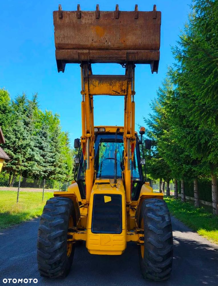 JCB 4CX - 1