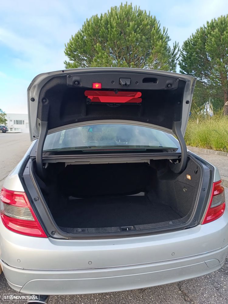 Mercedes-Benz C 220 CDi Avantgarde - 19