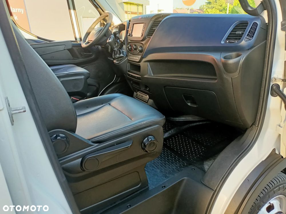 Iveco 35C18 3.0 180KM DUBEL KABINA WYWROT KIPER - 25