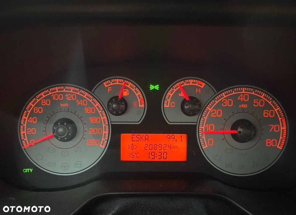 Fiat Grande Punto 1.4 T-Jet 16V Dynamic - 13