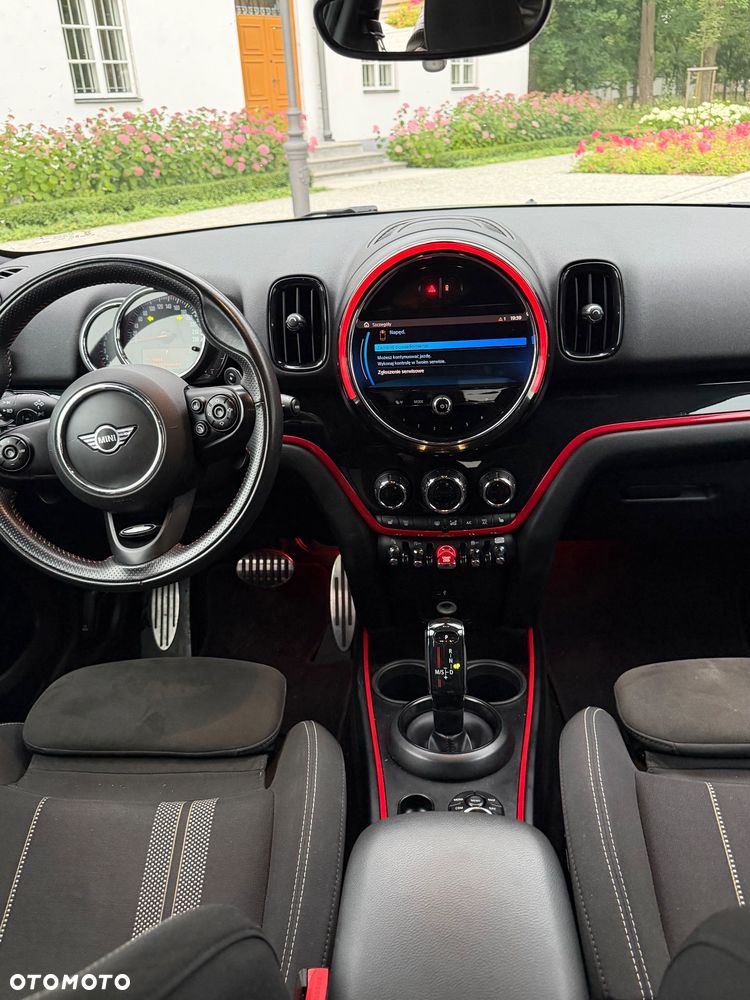 MINI John Cooper Works ALL4 sport - 11