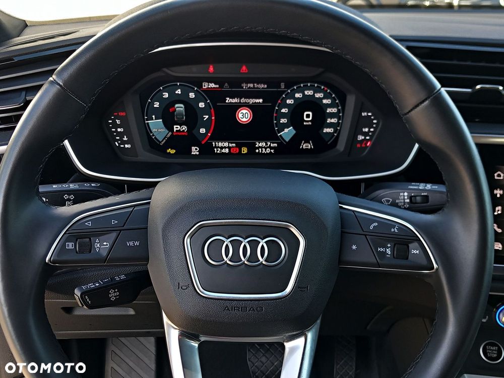 Audi Q3 Sportback - 22