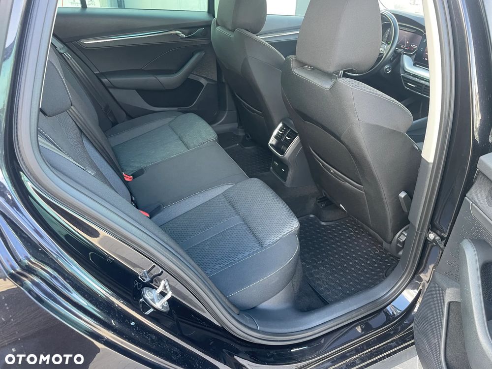 Skoda Octavia 2.0 TDI DSG Style - 10