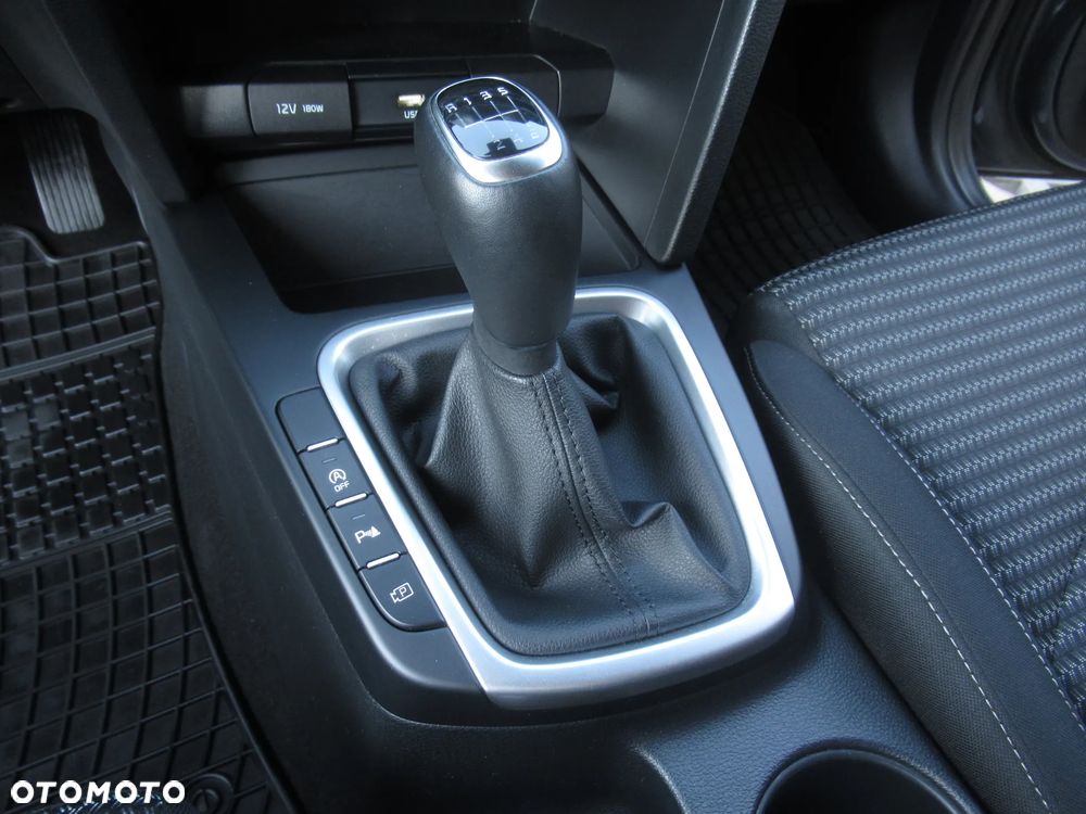 Kia Ceed 1.5 T-GDI M - 16