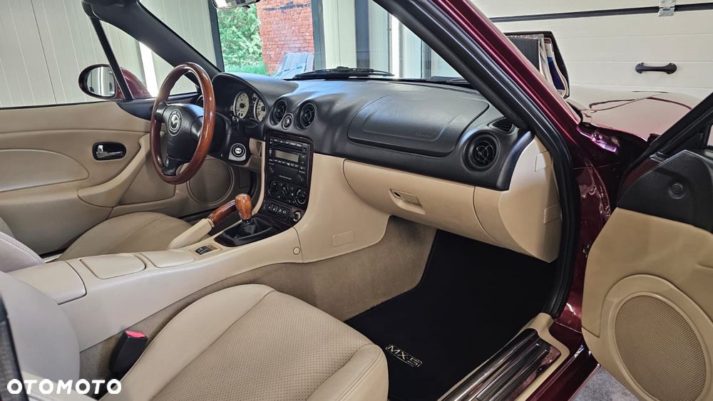 Mazda MX-5 1.9i 16V Memories - 14