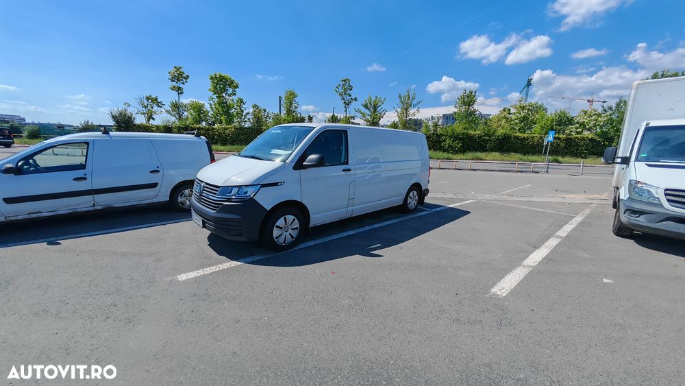 Volkswagen Transporter - 1