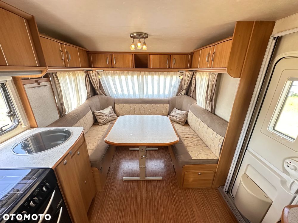 Adria CLASSICA 743 UT z Alde i nową markizą- 9 osobowa. - 10