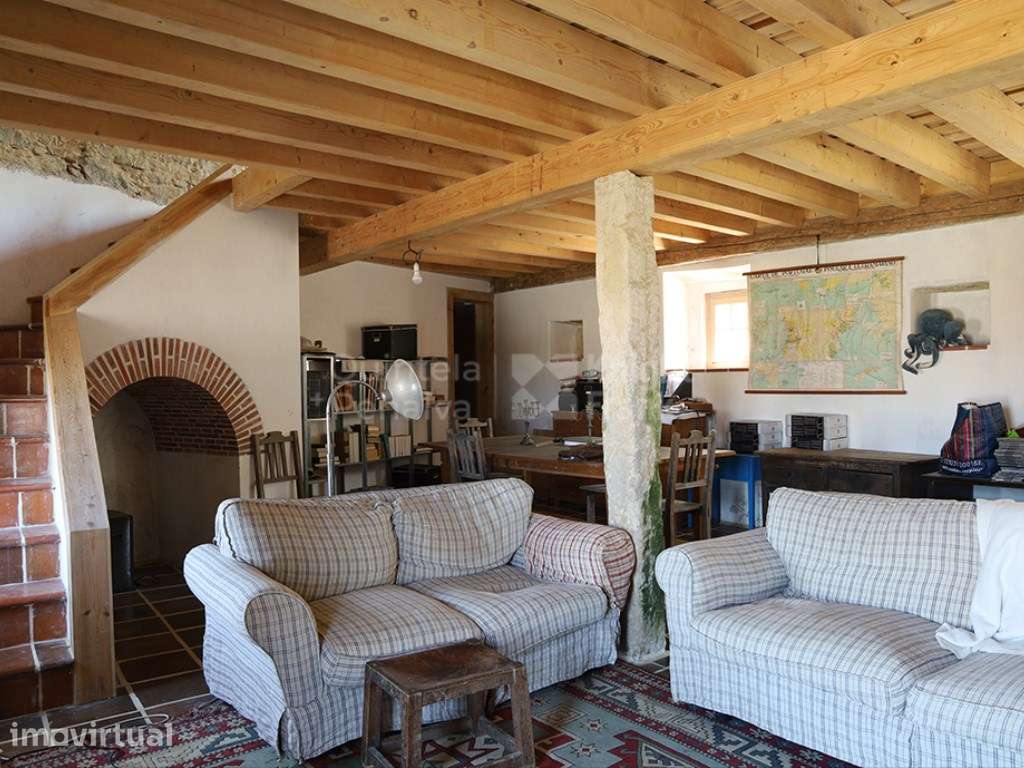 Quinta com duas propriedades adjacentes na Ribeira de Sintra - Grande imagem: 2/25