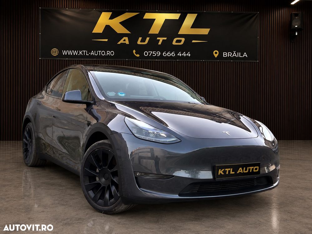 Tesla Model Y Long Range Dual Motor AWD - 1