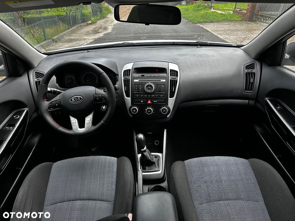 Kia Ceed 1.4 CVVT Attract - 7