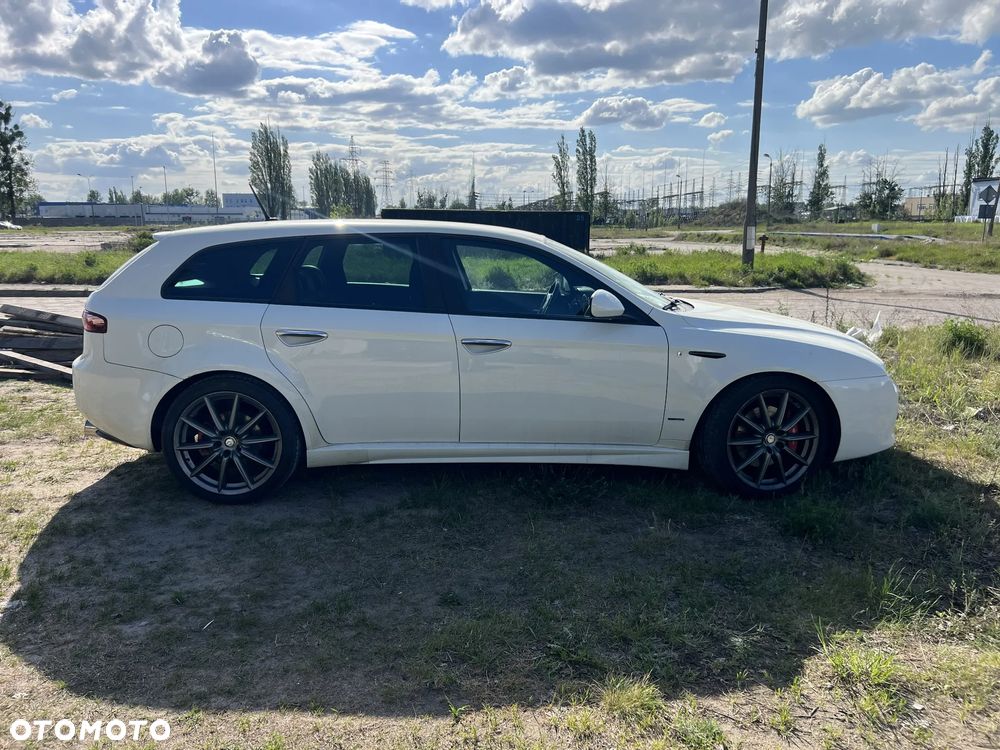 Alfa Romeo 159 2.4 JTDM 20V DPF Q4 ti - 5