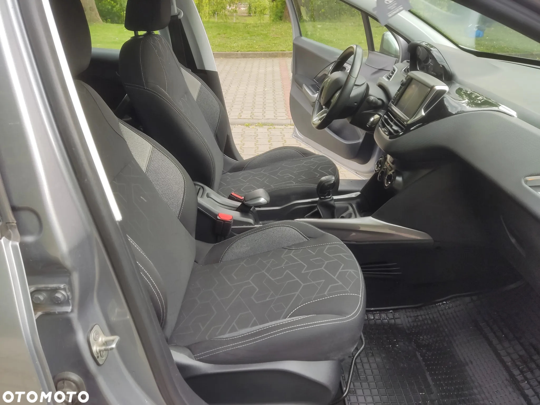 Peugeot 2008 PureTech 82 Style - 20