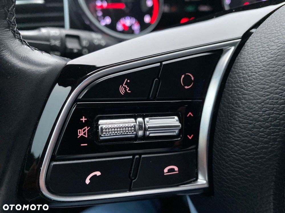Kia Ceed - 19