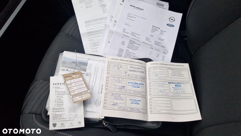 Ford S-Max 2.0 TDCi Titanium PowerShift - 35