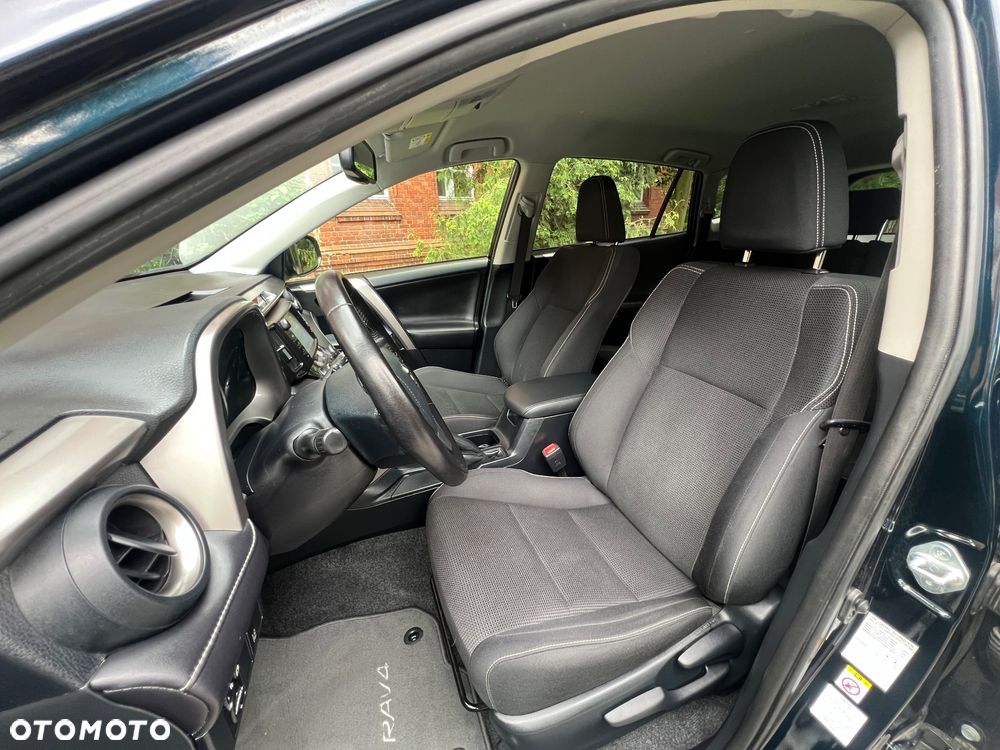 Toyota RAV4 2.0 D-4D 4x2 Start-Stop Executive - 6