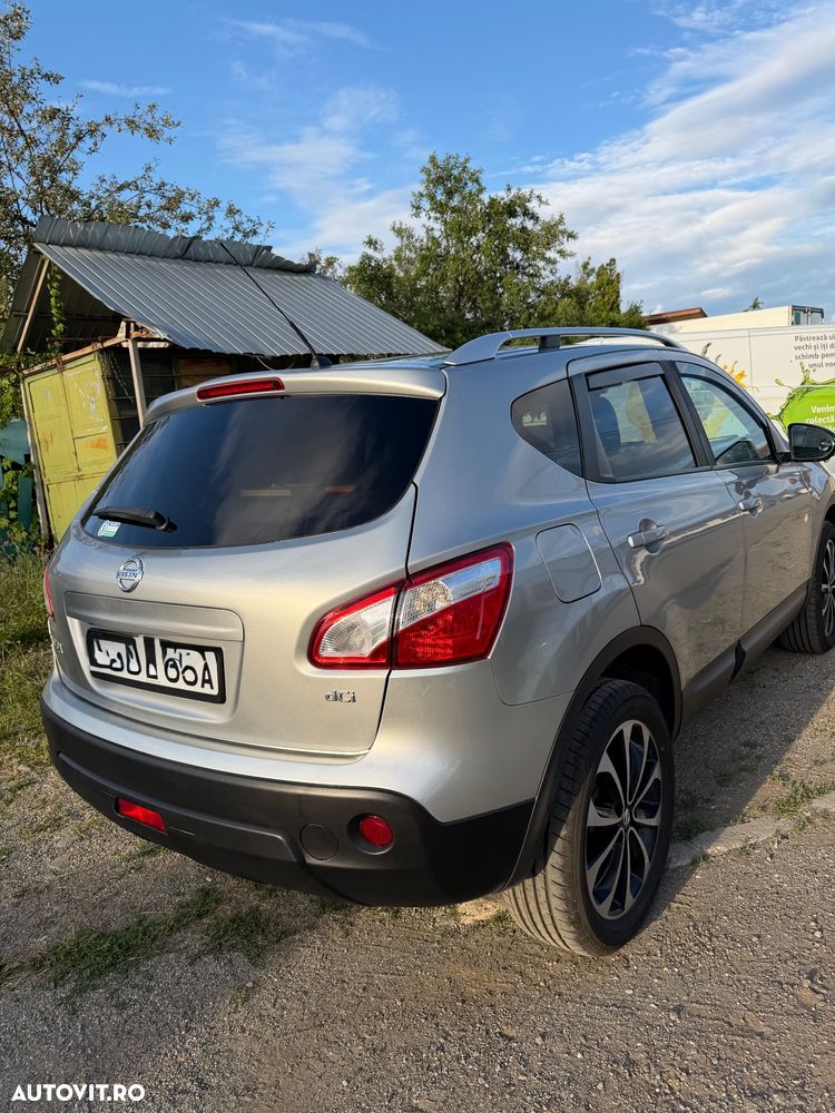 Nissan Qashqai - 2