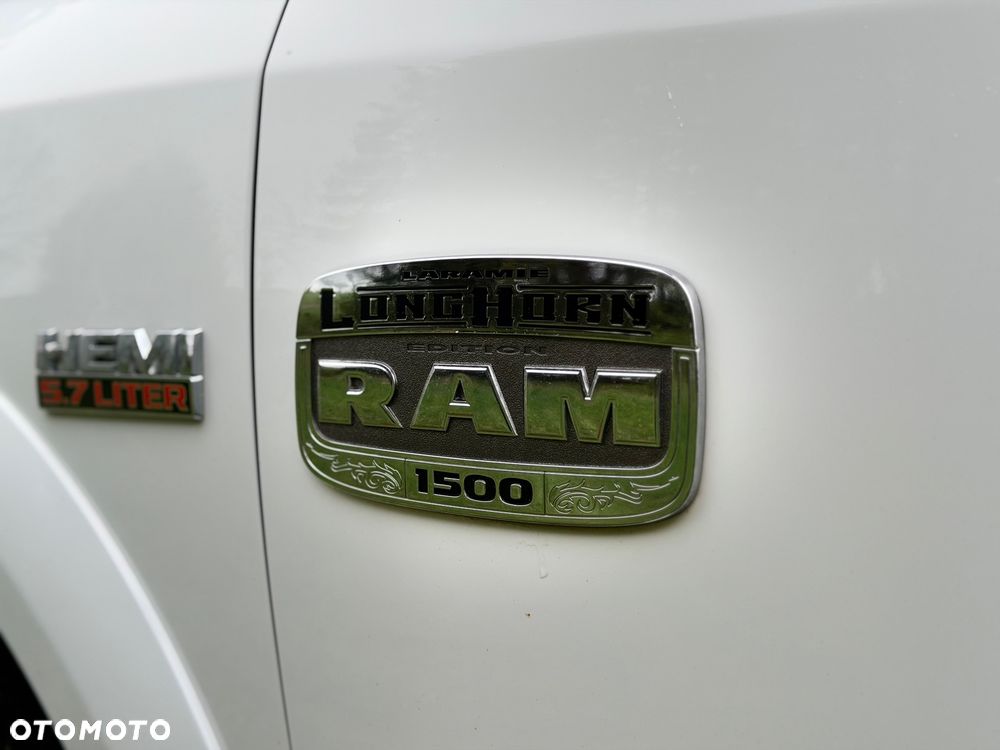 Dodge RAM - 8