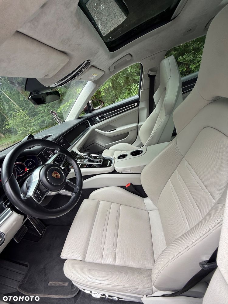 Porsche Panamera GTS GPF Sport Turismo - 10
