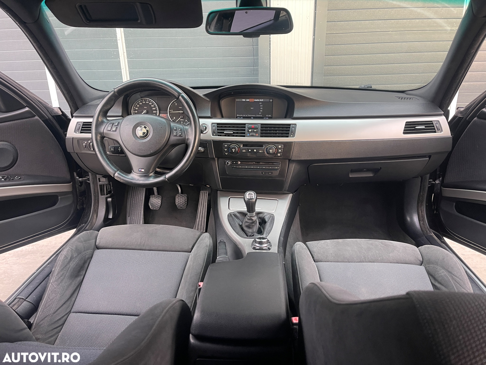BMW Seria 3 320d - 8