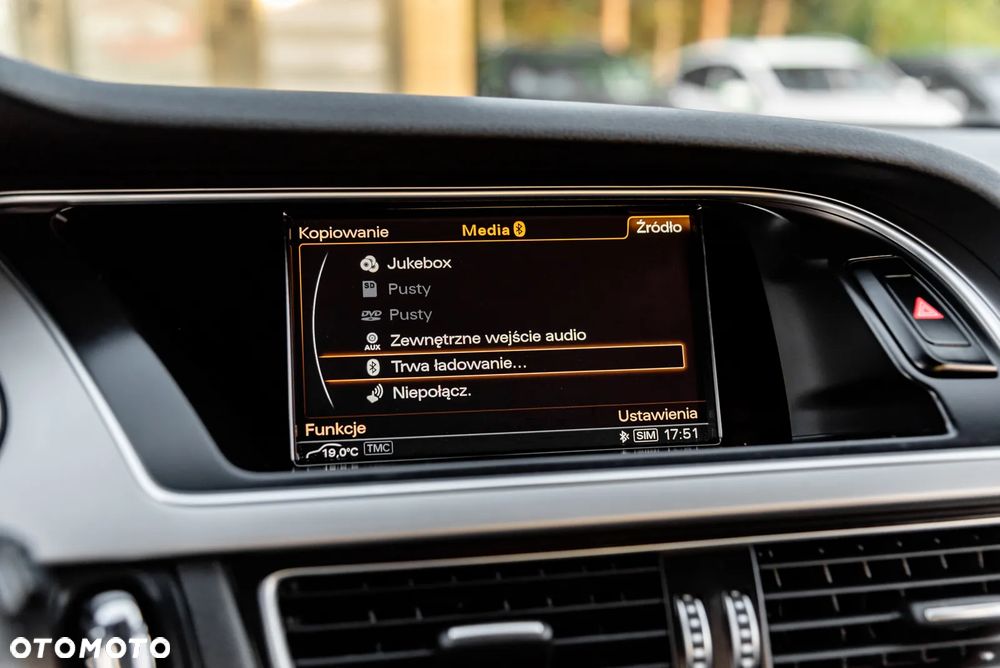Audi A4 Avant 2.0 TDI DPF clean diesel S line Sportpaket - 35