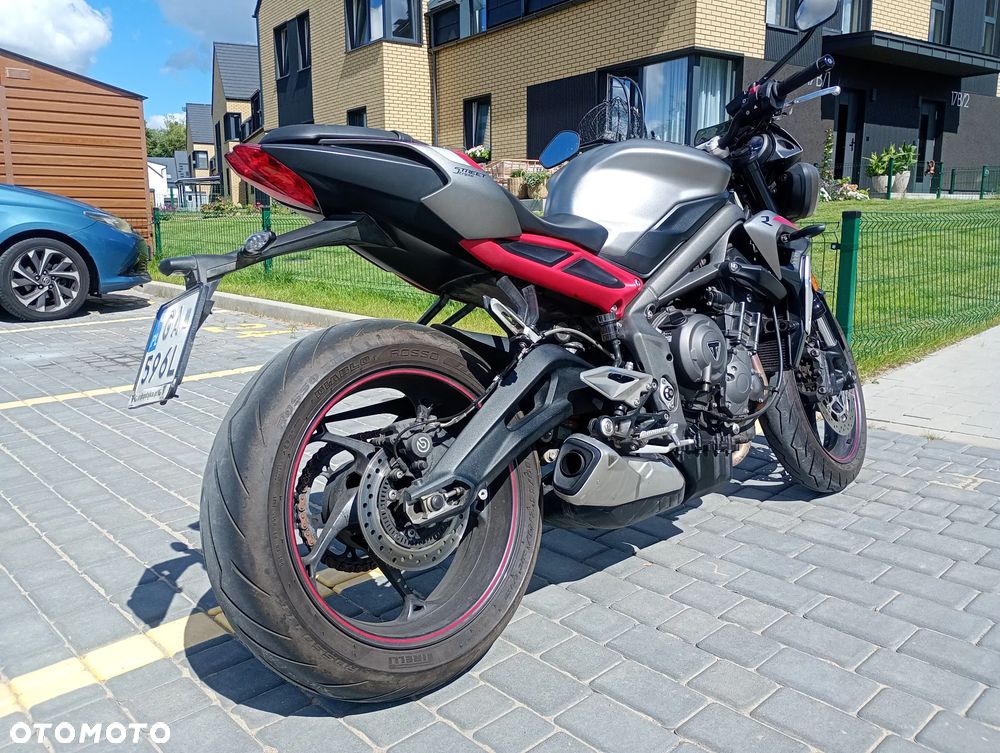 Triumph Street Triple - 6
