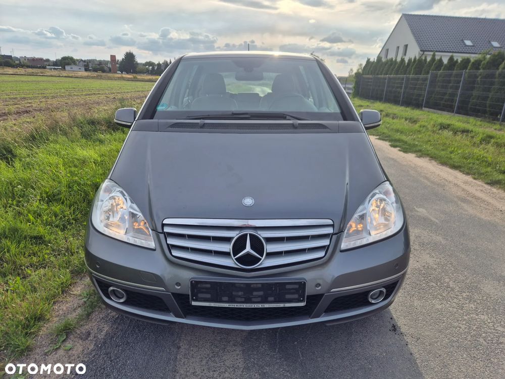 Mercedes-Benz Klasa A 180 BlueEFFICIENCY Avantgarde Special Edition - 3