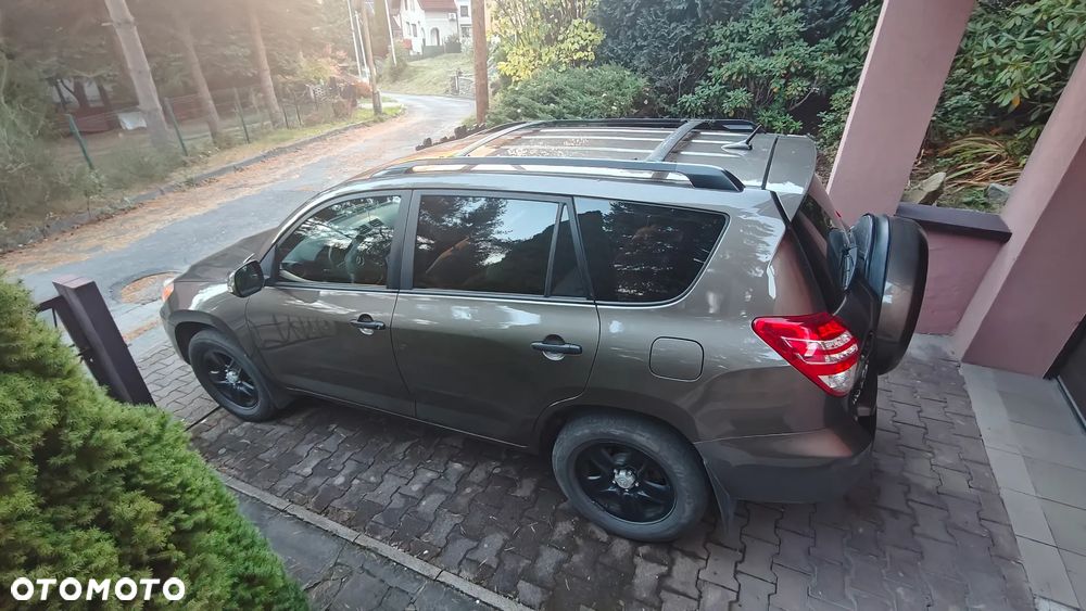 Toyota Rav4 2010 photo 5