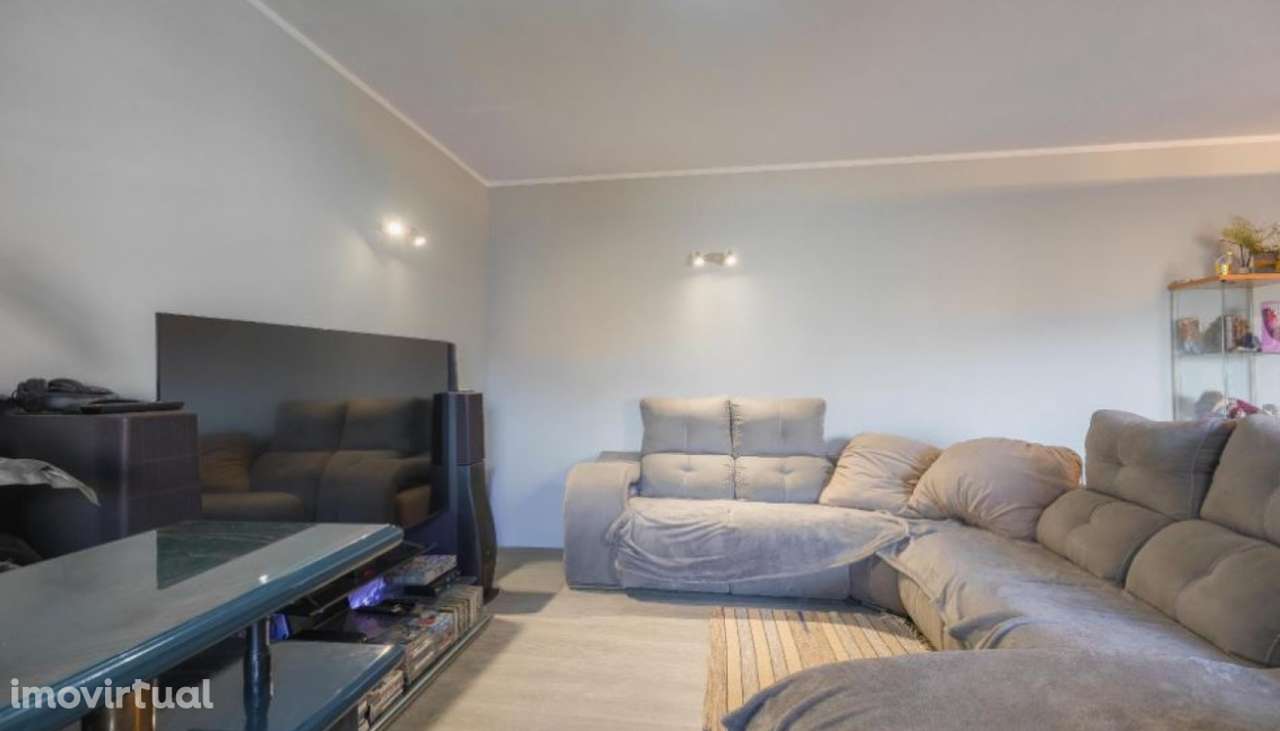 Apartamento T3 com varandas para venda Rio Tinto, Gondomar - Grande imagem: 3/21