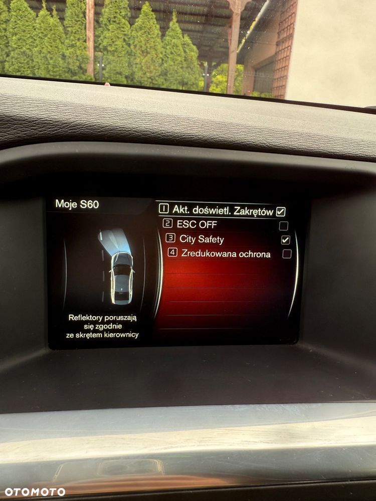 Volvo S60 D4 Drive-E Momentum - 35