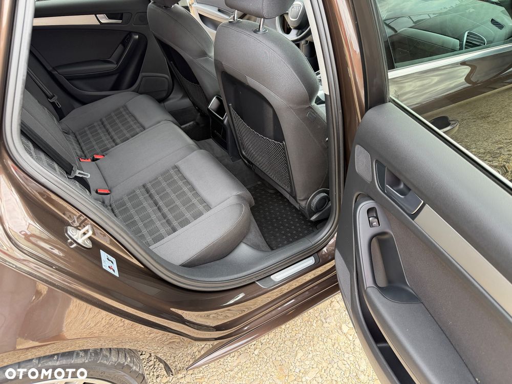 Audi A4 Avant 2.0 TDI DPF Attraction - 27
