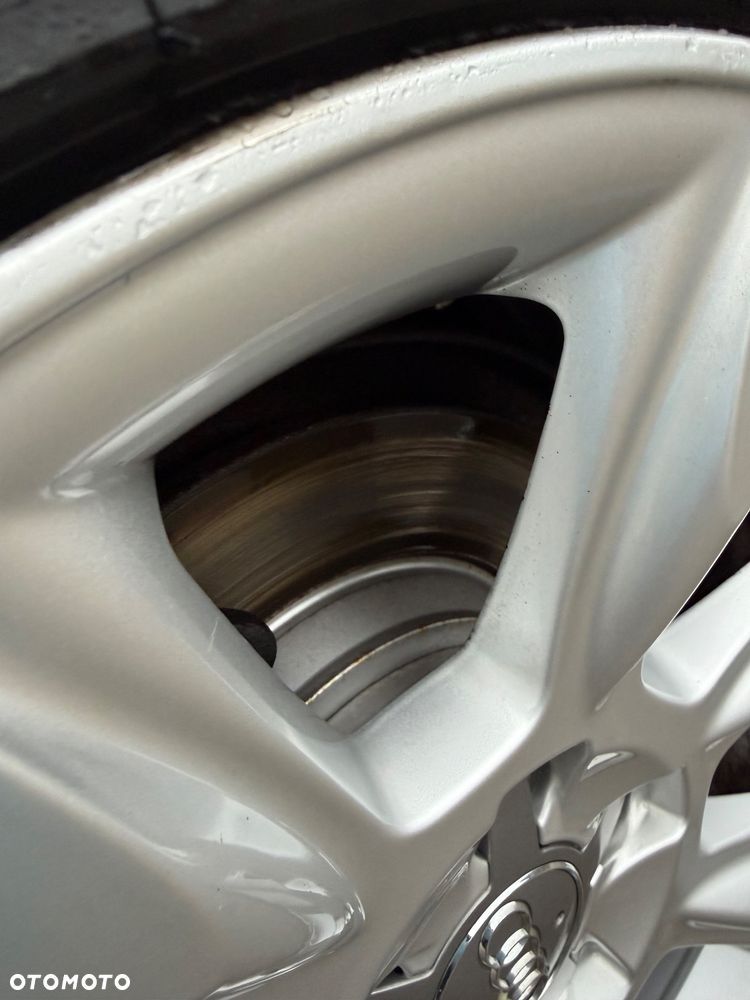 Audi A4 Allroad 2.0 TDI DPF S tronic - 19