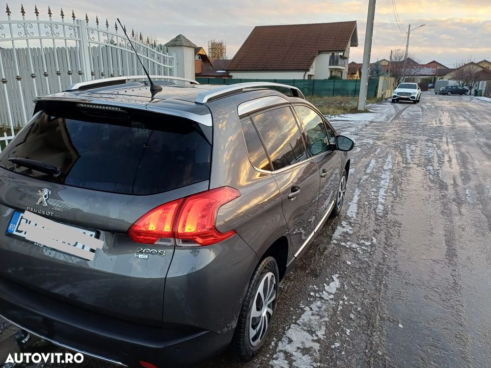 Peugeot 2008 e-HDi FAP 92 EGS6 STOP & START Allure - 4