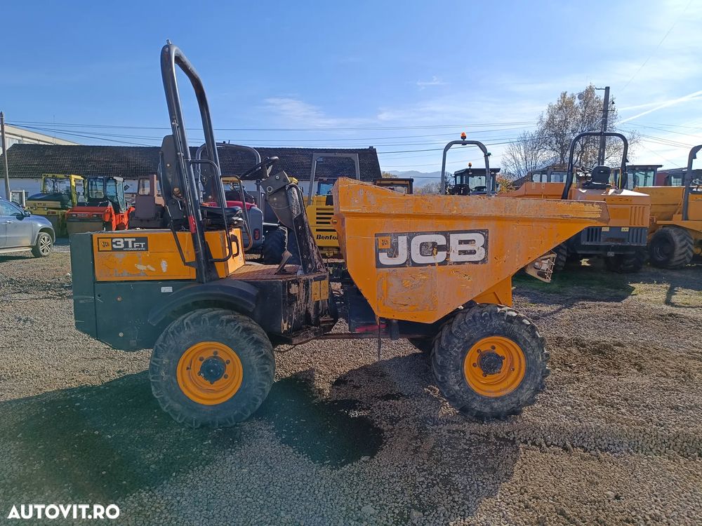 JCB 3TFT - 4