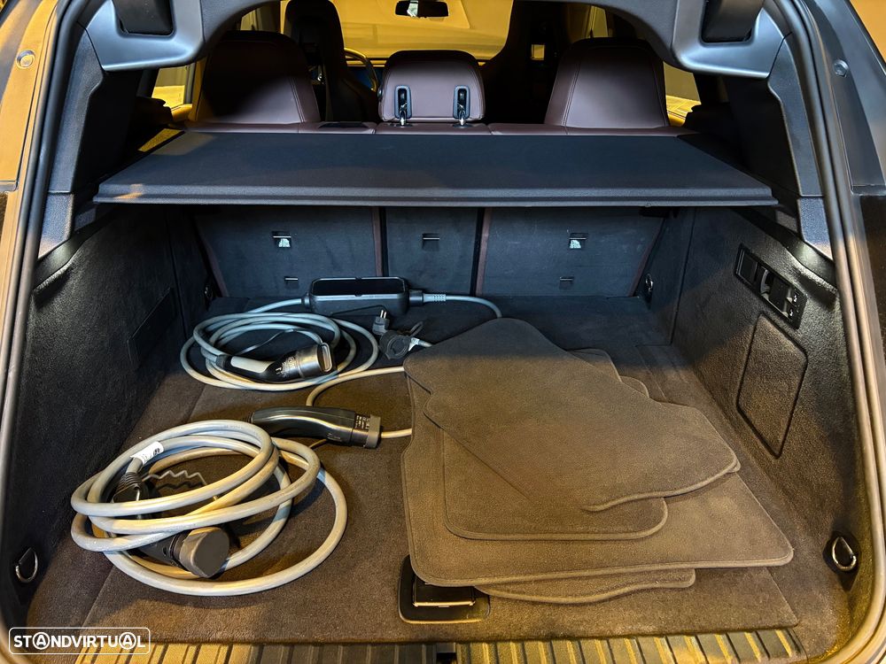 BMW iX xDrive40 - 17