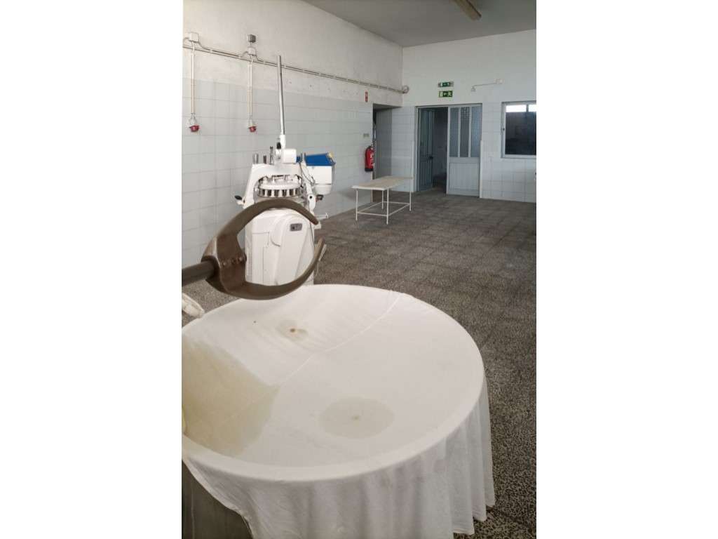 Padaria à Venda - 322,80 m² | Excelente Oportunida - Grande imagem: 4/12