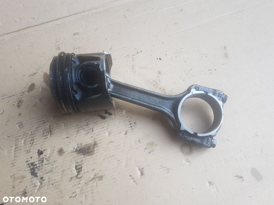 Suzuki Ignis MH 04-10 TŁOK Z KORBOWODEM KORBOWÓD 1.3 diesel DDIS Z13DT - 2
