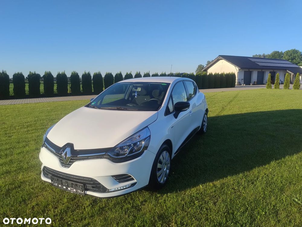 Renault Clio 1.2 16V 75 LIMITED - 3