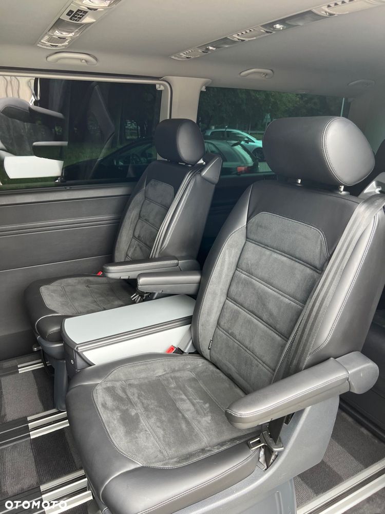 Volkswagen Multivan - 19