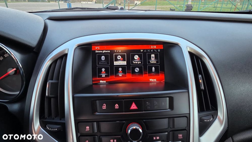 Opel Astra 1.6 Sport - 30