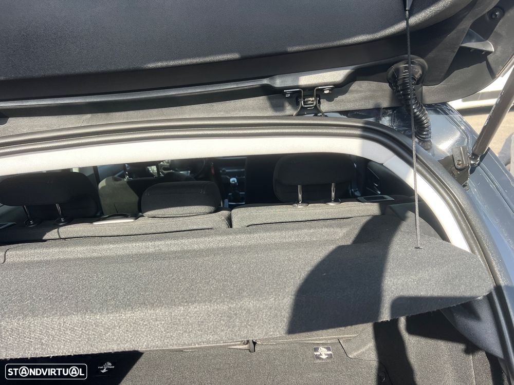 Peugeot 308 1.6 BlueHDi Allure J17 - 30