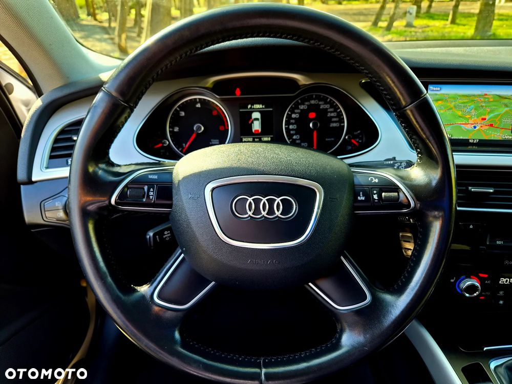 Audi A4 Avant 2.0 TDI ultra DPF Attraction - 24