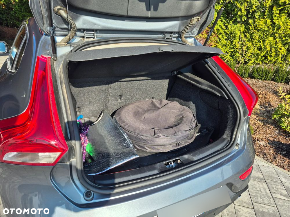 Volvo V40 - 9