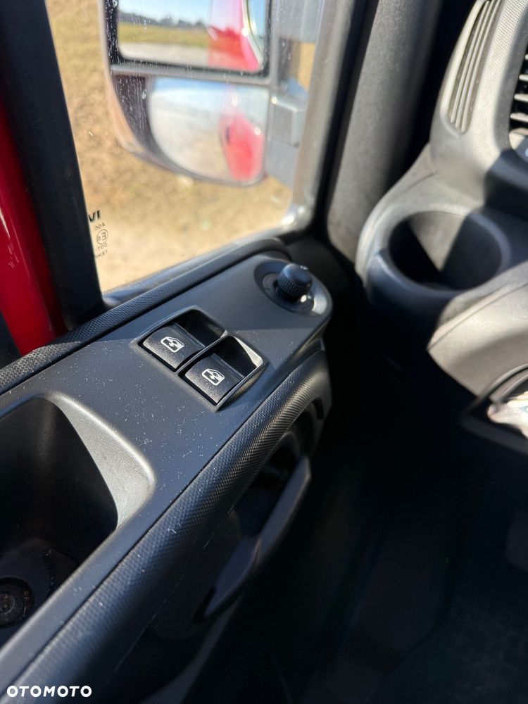 Iveco DAILY - 23