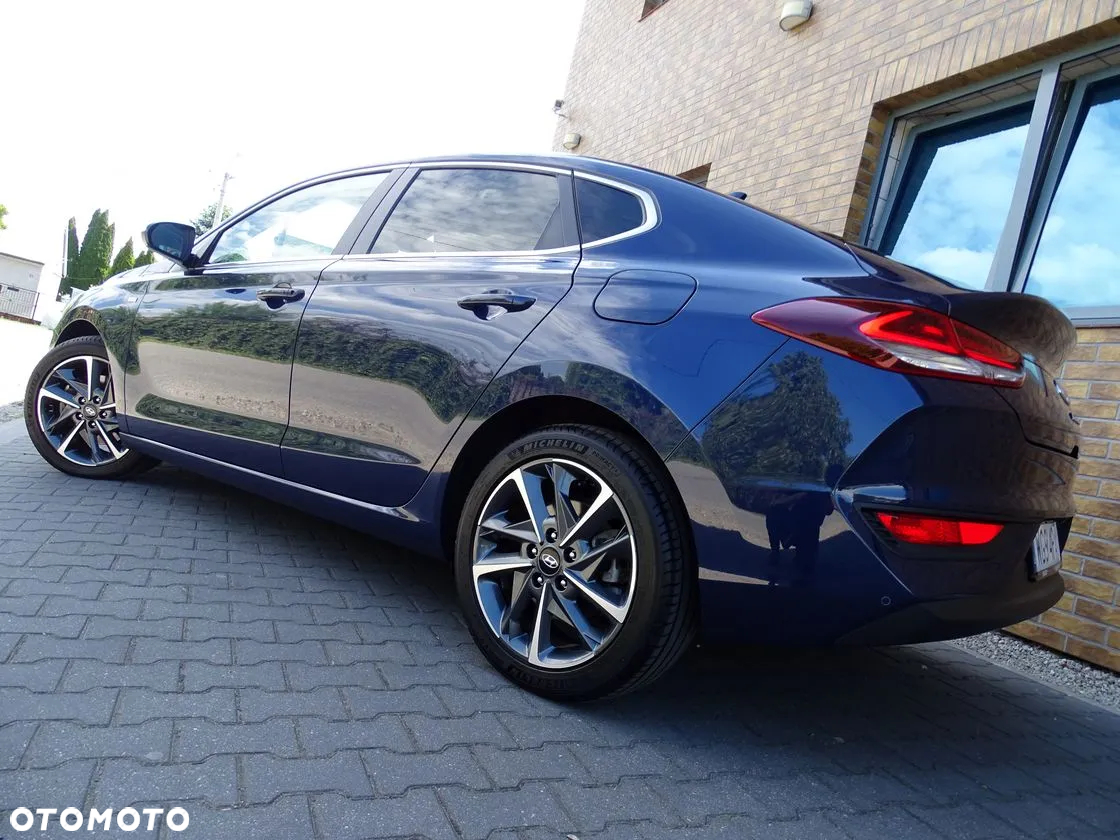 Hyundai i30 1.5 T-GDI 48V-Hybrid EDITION 30 - 14